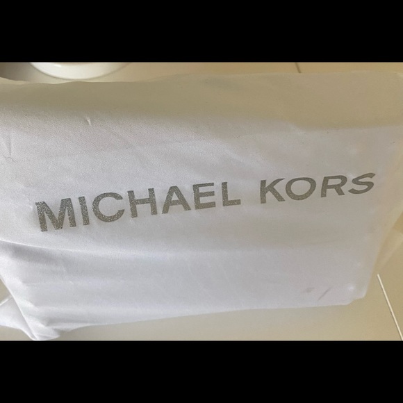 Michael Kors ready for spring sea foam in color purse with shoulder strap. - Picture 7 of 7